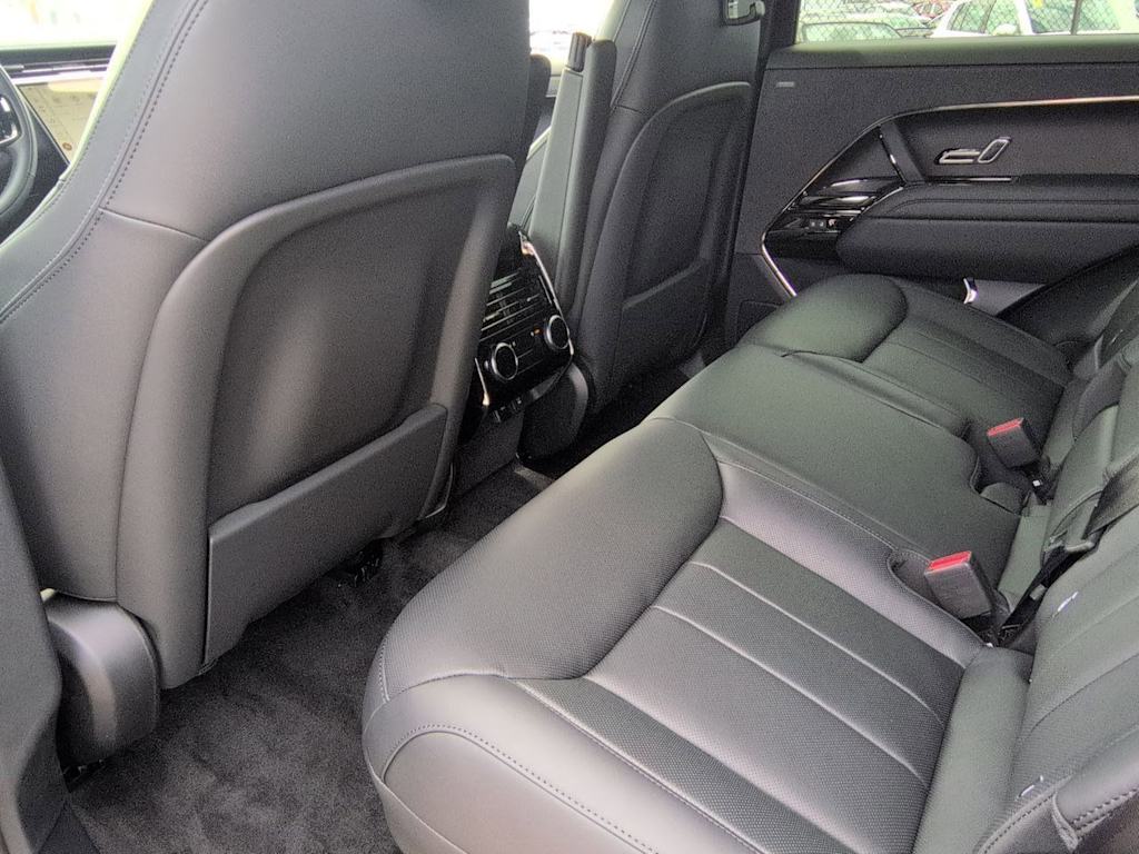 Thumbnail: 2026 Land Rover Range Rover Sport - 13