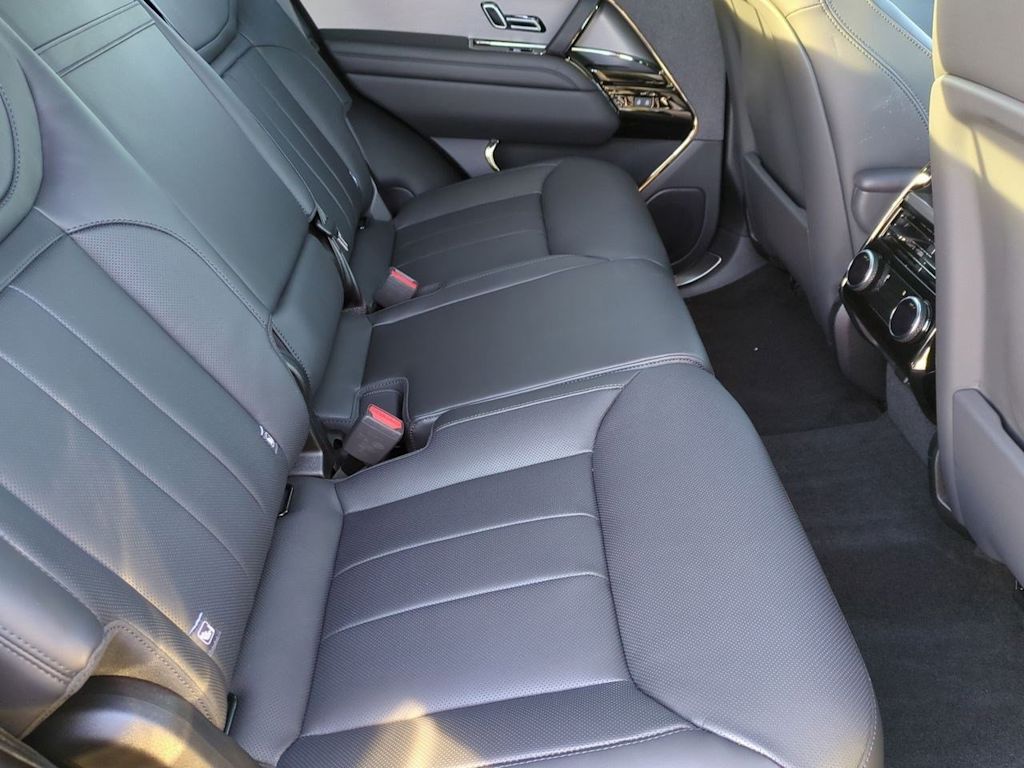 Thumbnail: 2025 Land Rover Range Rover Sport - 27