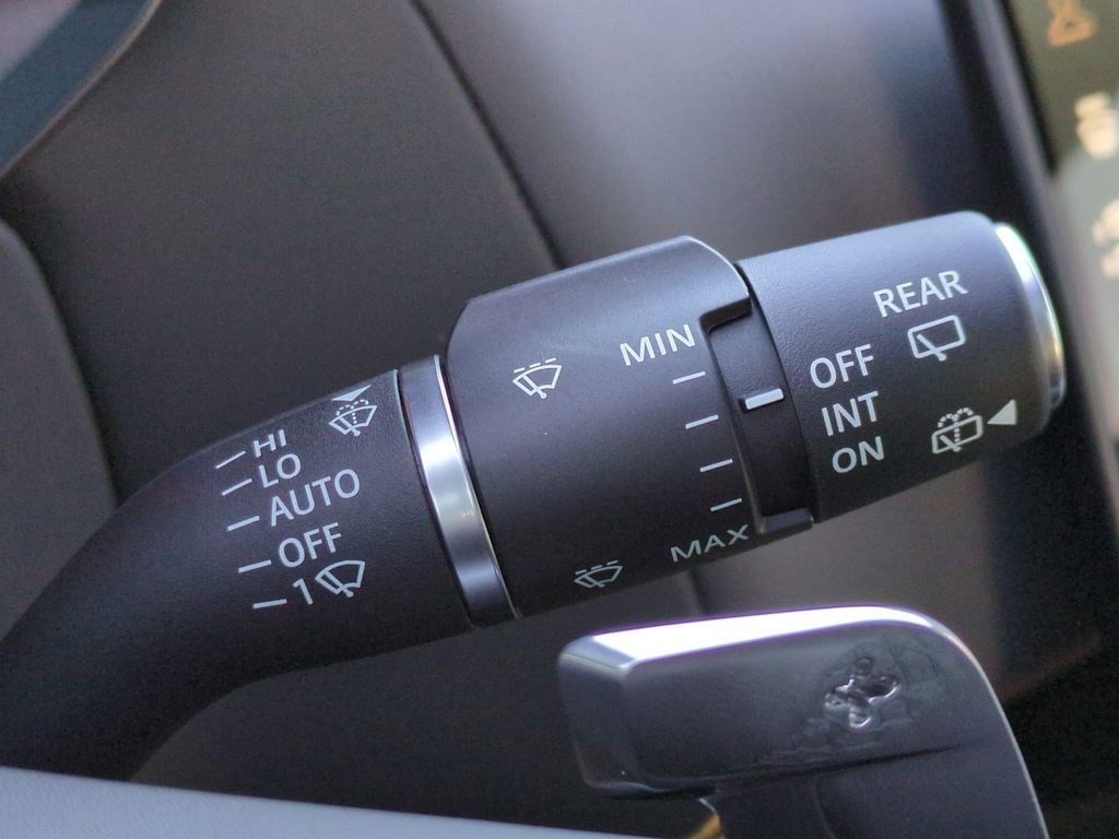 Thumbnail: 2025 Land Rover Range Rover Sport - 32