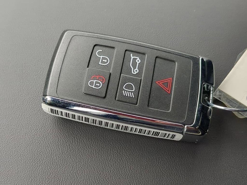 Thumbnail: 2025 Land Rover Range Rover Sport - 33