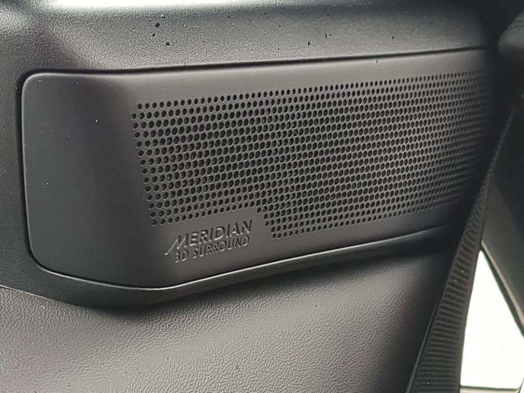 Thumbnail: 2025 Land Rover Range Rover Sport - 18