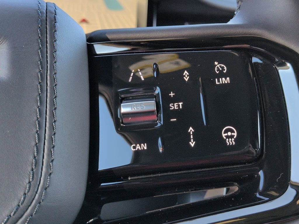 Thumbnail: 2026 Land Rover Range Rover Sport - 31