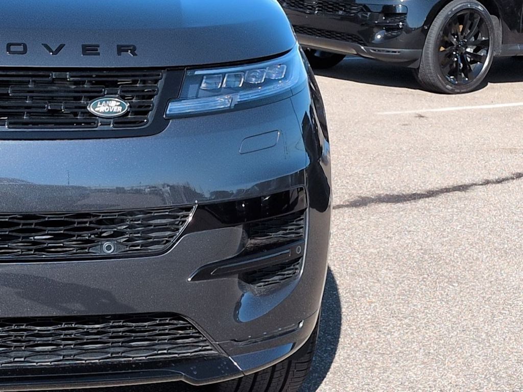 Thumbnail: 2026 Land Rover Range Rover Sport - 7