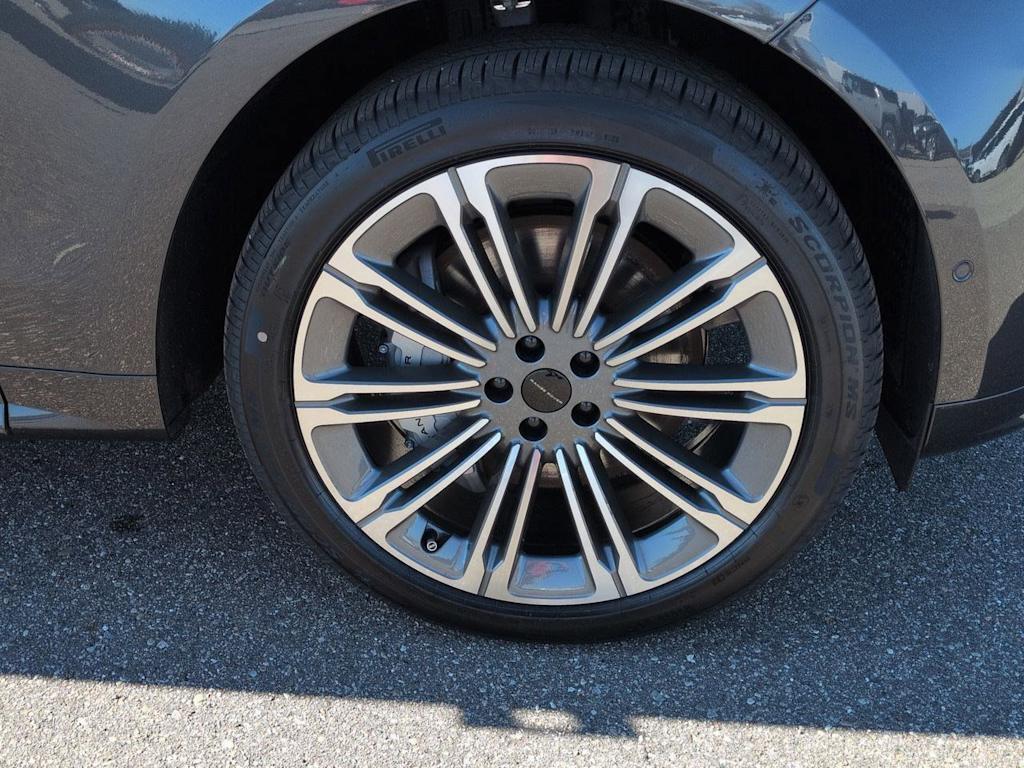 Thumbnail: 2026 Land Rover Range Rover Sport - 8