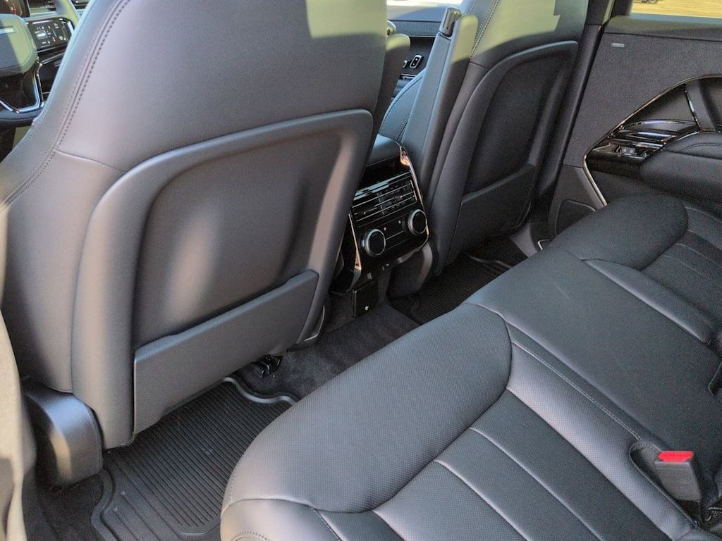 Thumbnail: 2026 Land Rover Range Rover Sport - 13