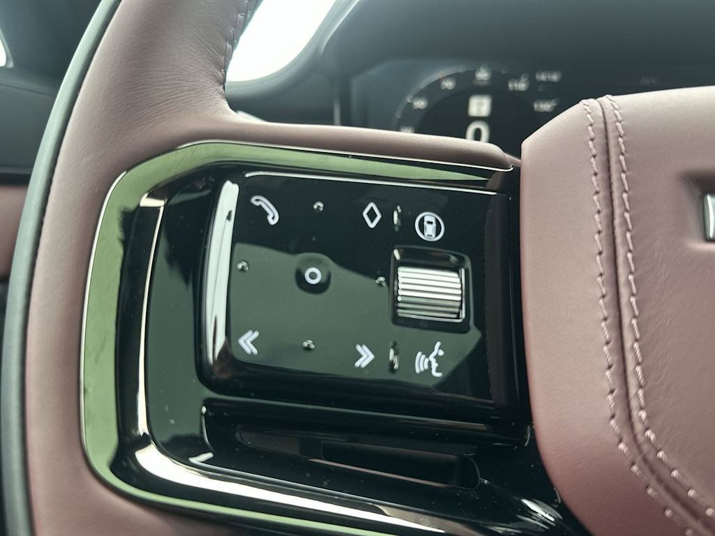 Thumbnail: 2026 Land Rover Range Rover Sport - 29