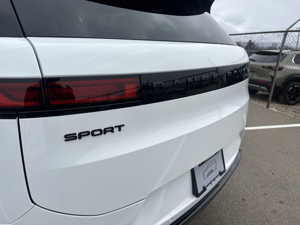 Thumbnail: 2026 Land Rover Range Rover Sport - 24