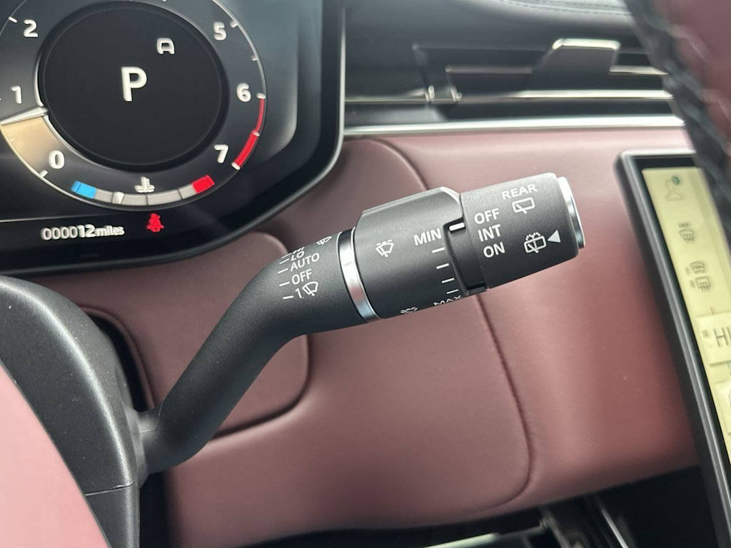 Thumbnail: 2026 Land Rover Range Rover Sport - 30