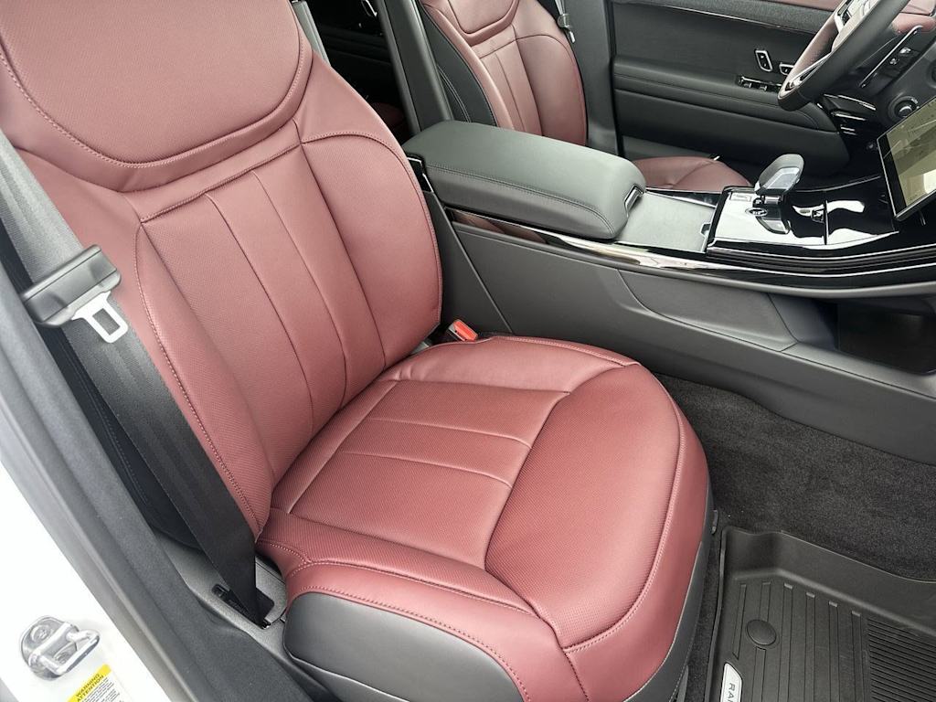 Thumbnail: 2026 Land Rover Range Rover Sport - 12