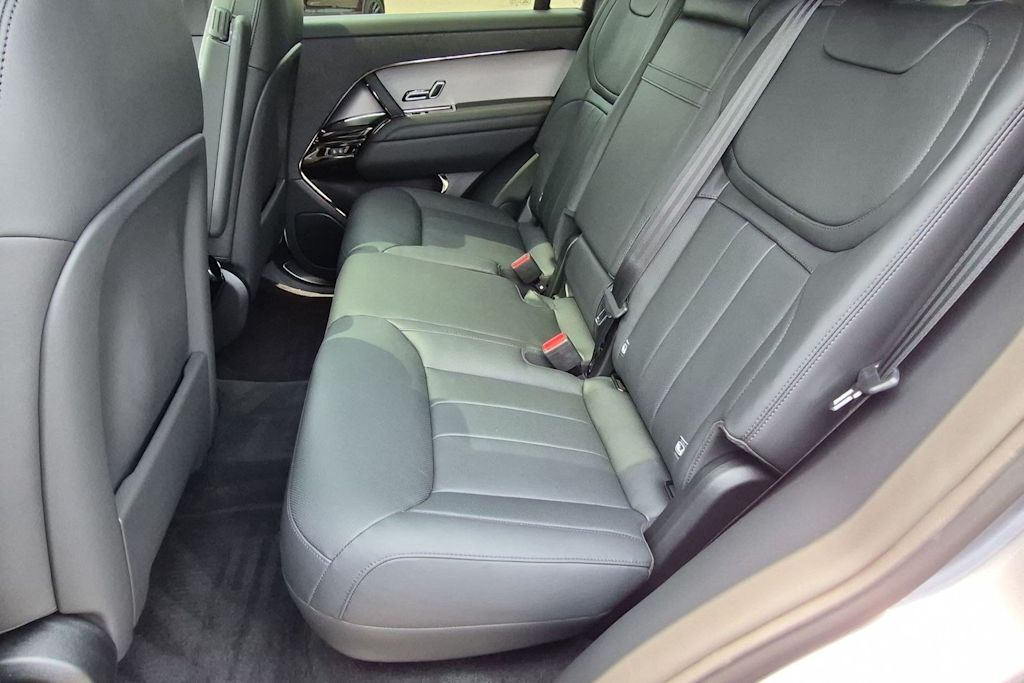 Thumbnail: 2023 Land Rover Range Rover Sport - 26