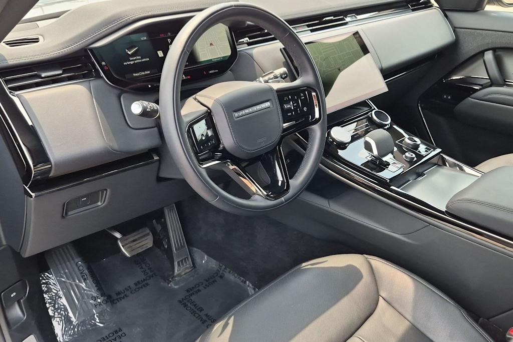 Thumbnail: 2023 Land Rover Range Rover Sport - 2
