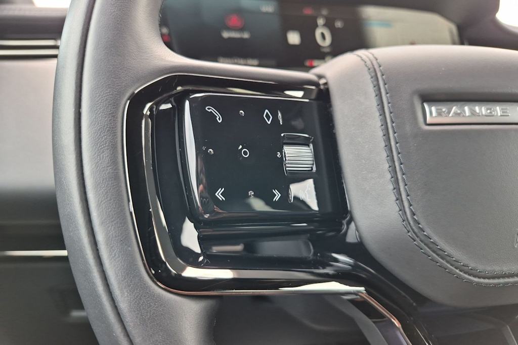 Thumbnail: 2023 Land Rover Range Rover Sport - 28