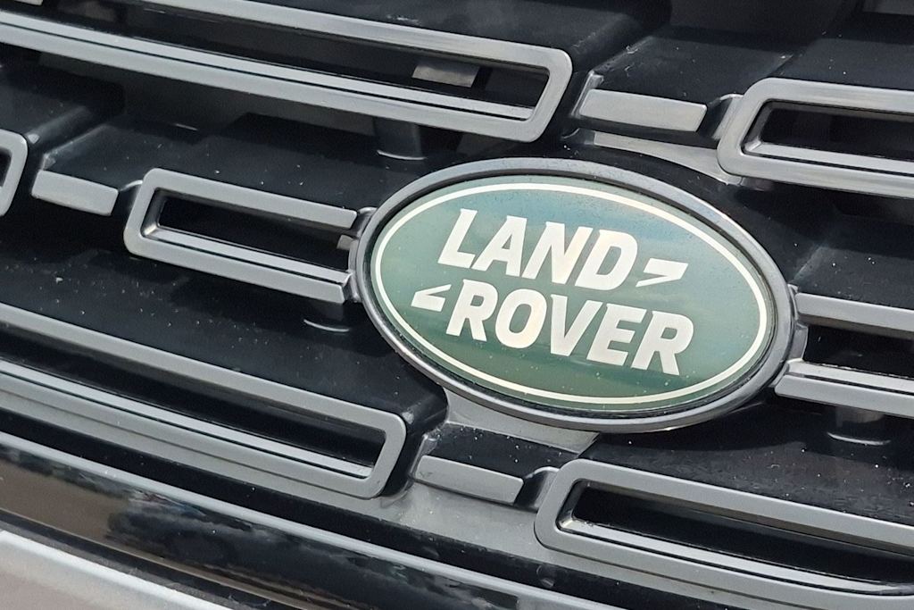 Thumbnail: 2023 Land Rover Range Rover Sport - 7