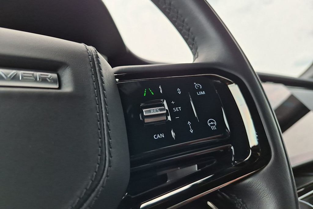 Thumbnail: 2023 Land Rover Range Rover Sport - 29
