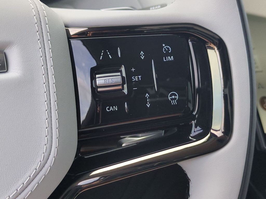 Thumbnail: 2027 Land Rover Range Rover Sport - 31
