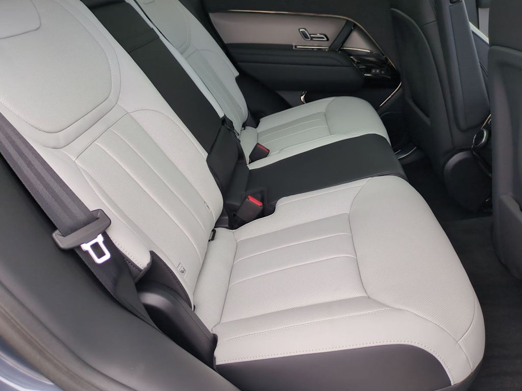 Thumbnail: 2027 Land Rover Range Rover Sport - 11