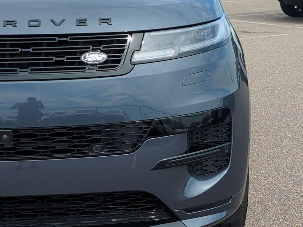 Thumbnail: 2027 Land Rover Range Rover Sport - 23