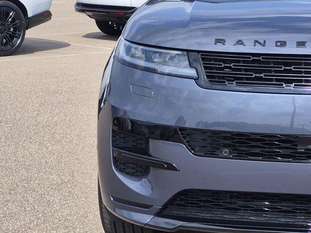 Thumbnail: 2027 Land Rover Range Rover Sport - 7