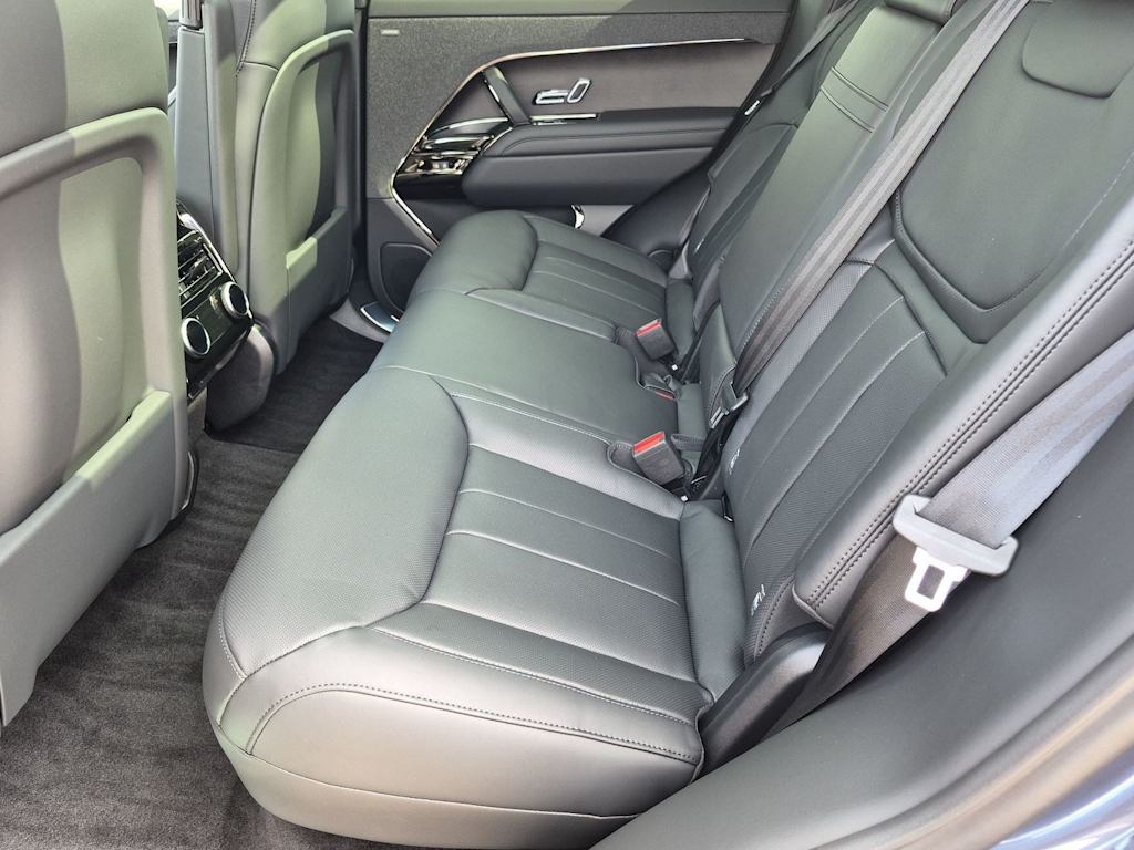 Thumbnail: 2027 Land Rover Range Rover Sport - 27