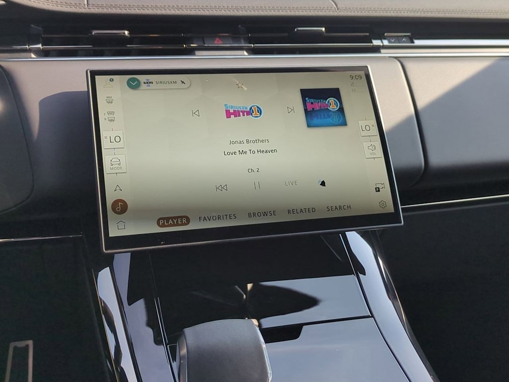 Thumbnail: 2025 Land Rover Range Rover Sport - 30