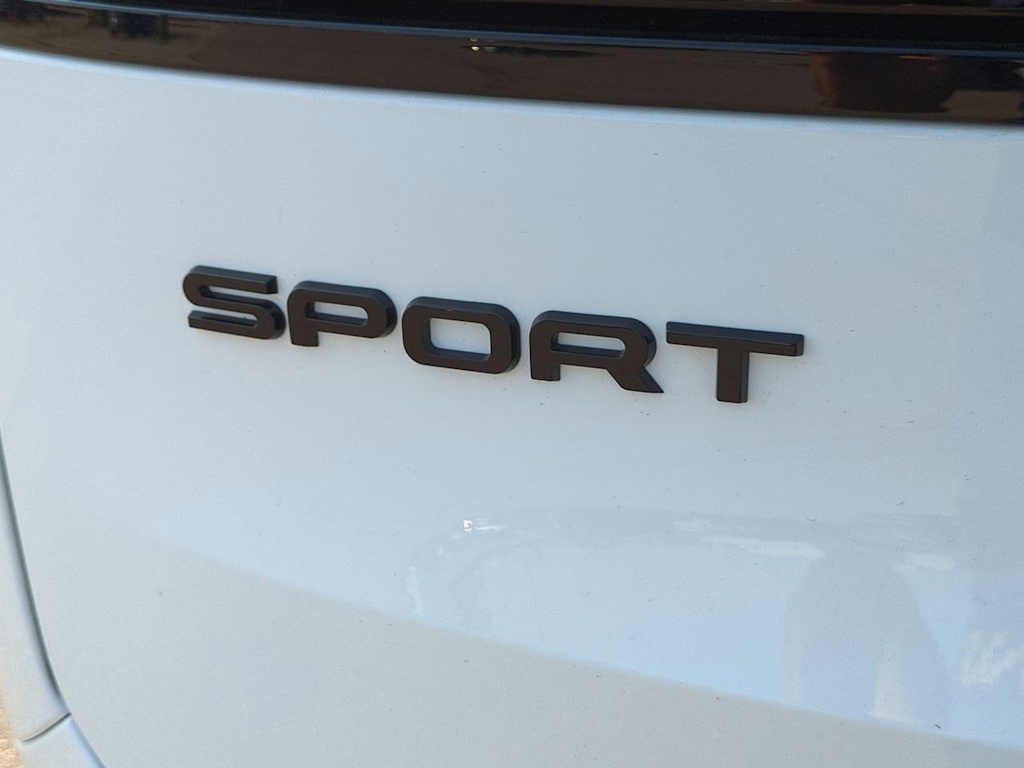 Thumbnail: 2025 Land Rover Range Rover Sport - 7