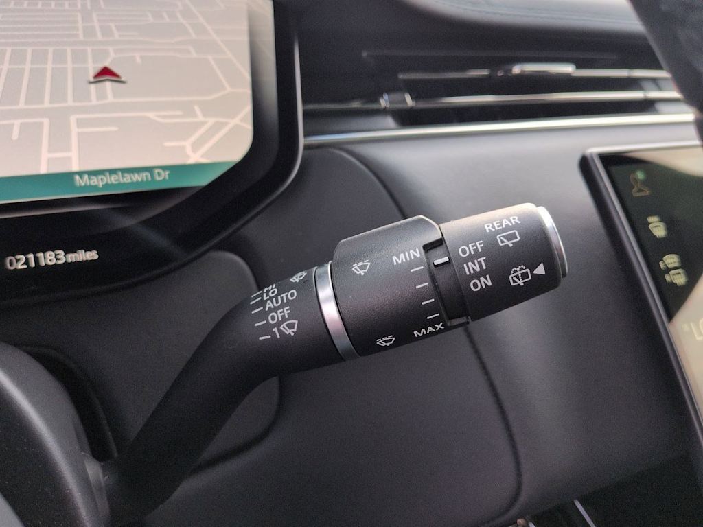 Thumbnail: 2024 Land Rover Range Rover Sport - 32