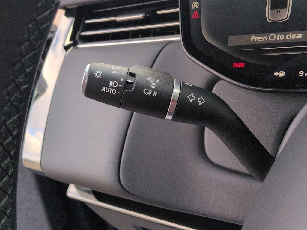 Thumbnail: 2024 Land Rover Range Rover Sport - 33