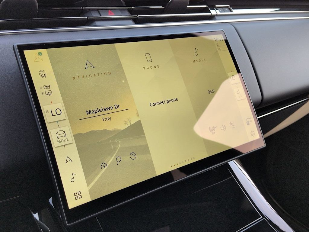 Thumbnail: 2026 Land Rover Range Rover Sport - 30