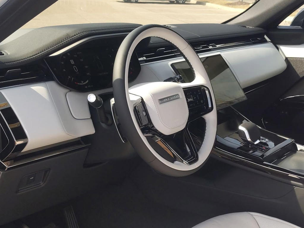 2025 Land Rover Range Rover Sport SE Dynamic 2