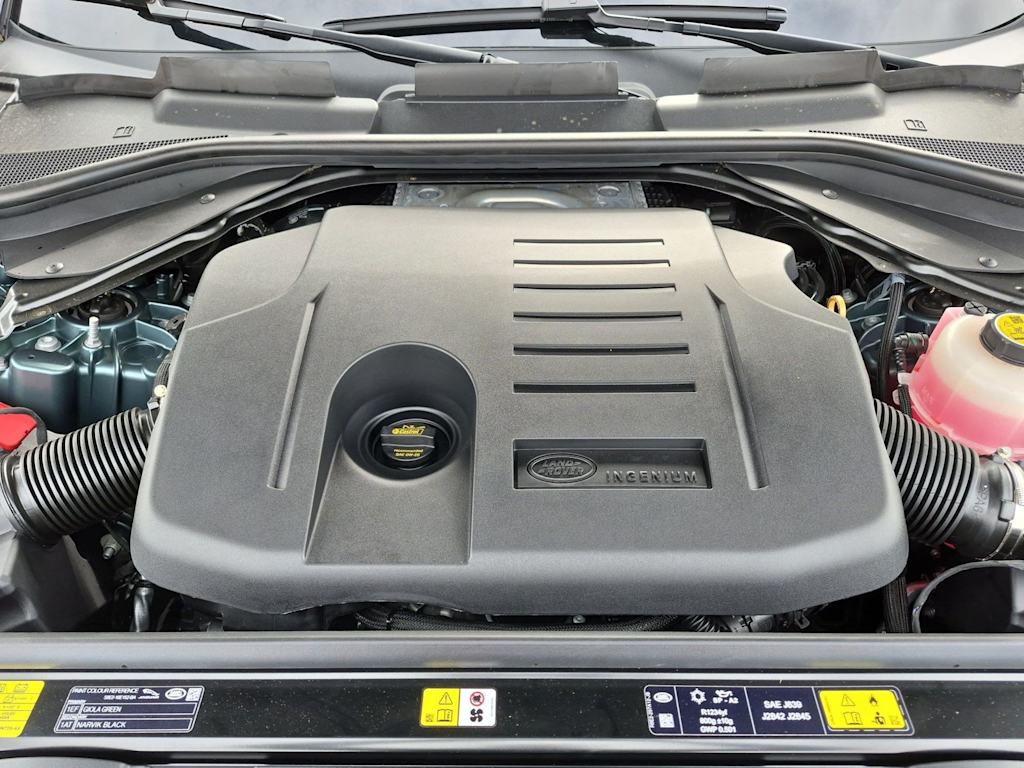 Thumbnail: 2026 Land Rover Range Rover Sport - 9