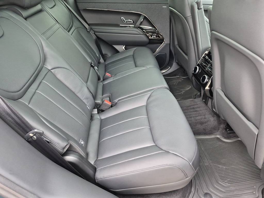 Thumbnail: 2026 Land Rover Range Rover Sport - 28