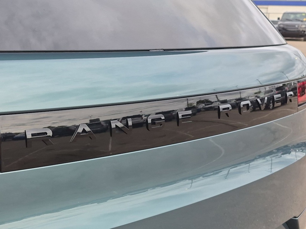 Thumbnail: 2026 Land Rover Range Rover Sport - 24