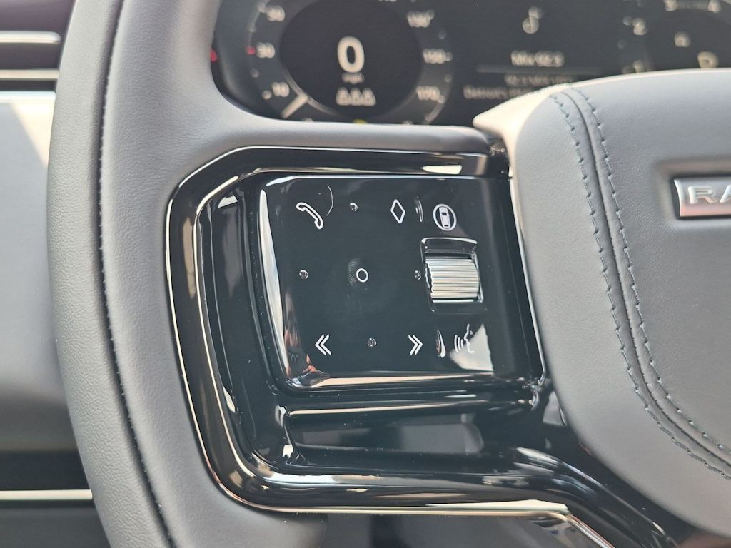 Thumbnail: 2027 Land Rover Range Rover Sport - 29