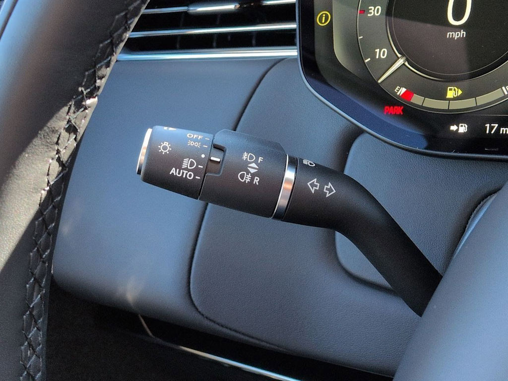 Thumbnail: 2026 Land Rover Range Rover Sport - 31