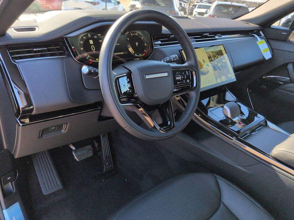 Thumbnail: 2026 Land Rover Range Rover Sport - 2