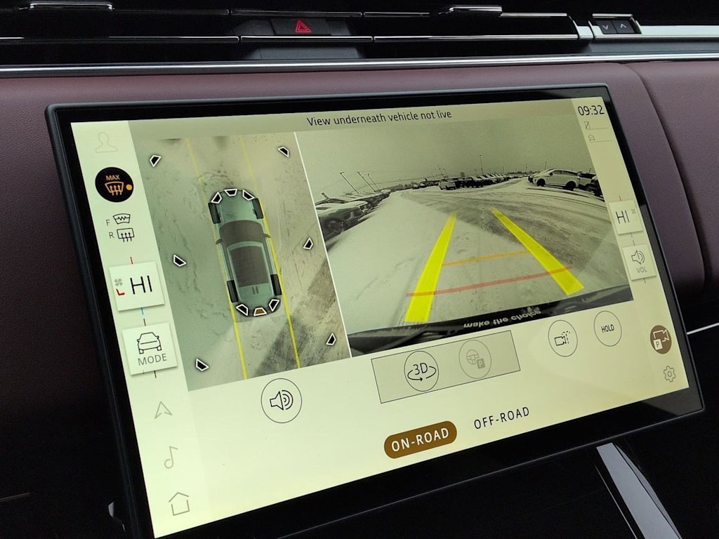 Thumbnail: 2026 Land Rover Range Rover Sport - 32