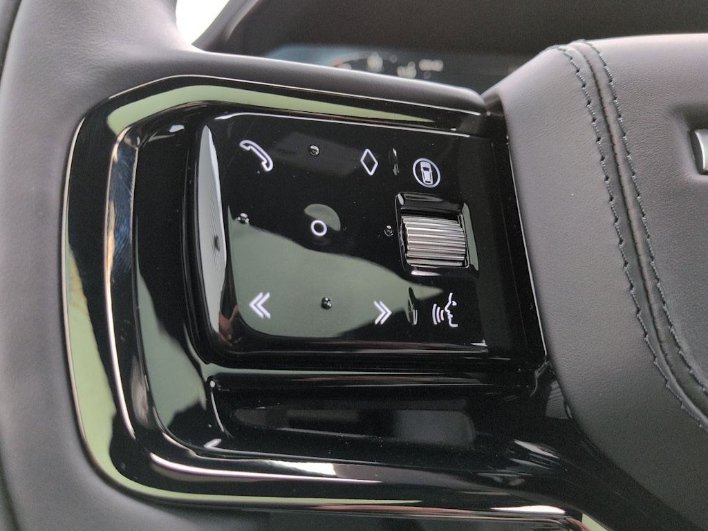 Thumbnail: 2026 Land Rover Range Rover Sport - 31