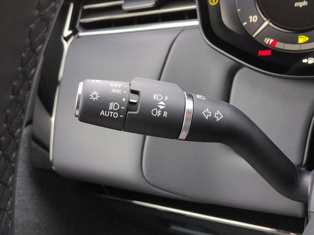 Thumbnail: 2026 Land Rover Range Rover Sport - 34