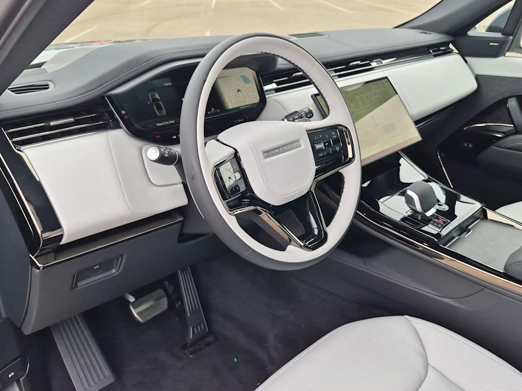 Thumbnail: 2027 Land Rover Range Rover Sport - 2