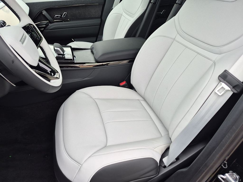 Thumbnail: 2027 Land Rover Range Rover Sport - 11