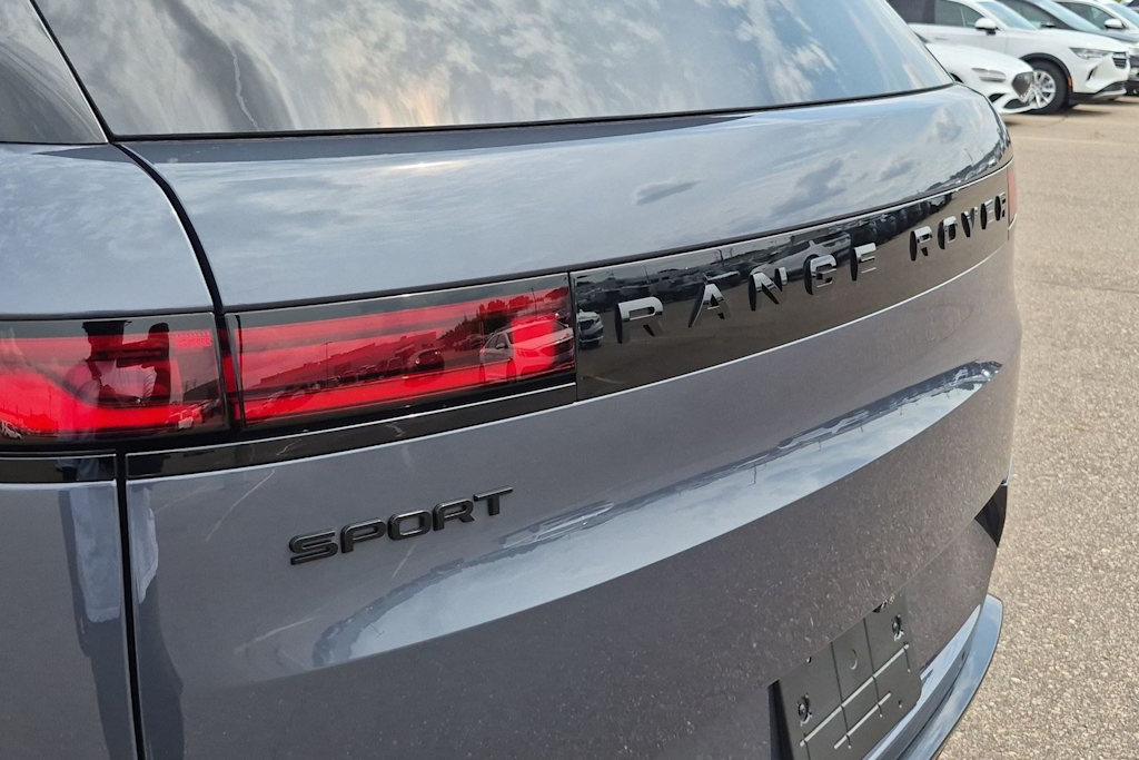 Thumbnail: 2026 Land Rover Range Rover Sport - 24