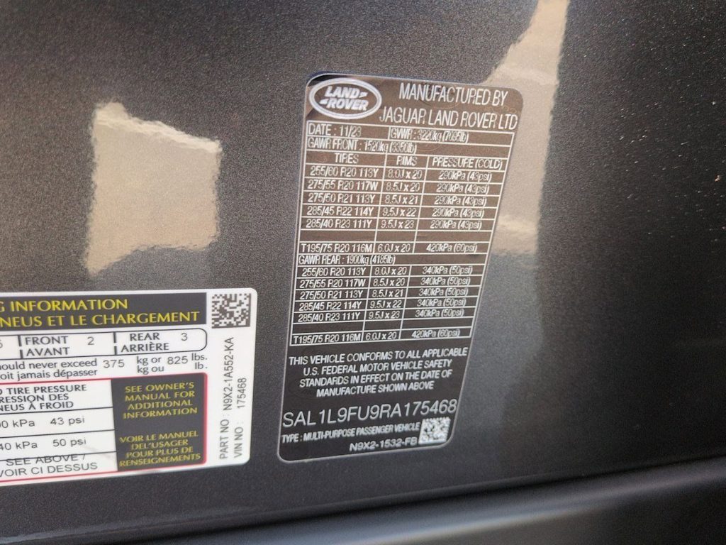 Thumbnail: 2024 Land Rover Range Rover Sport - 19