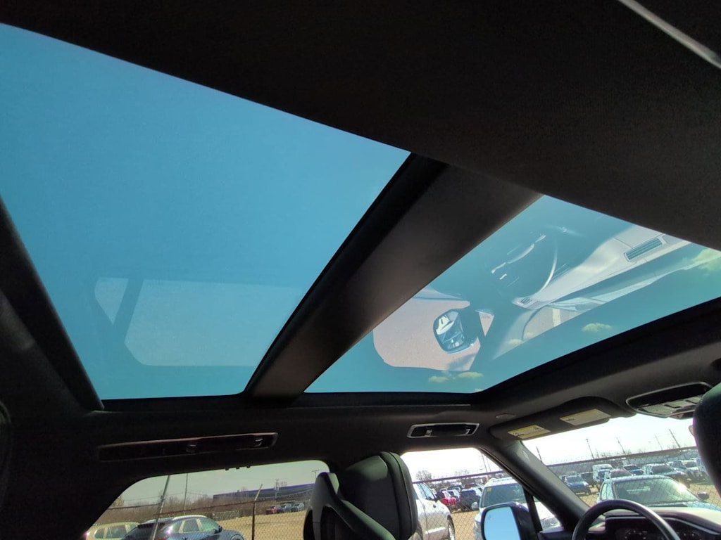 Thumbnail: 2024 Land Rover Range Rover Sport - 28