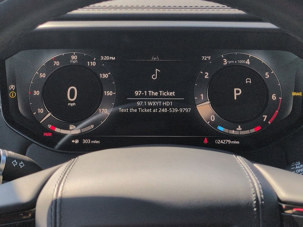 Thumbnail: 2024 Land Rover Range Rover Sport - 16