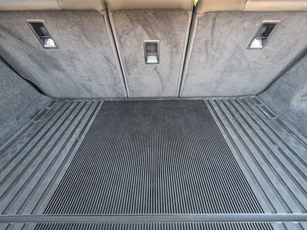 Thumbnail: 2024 Land Rover Range Rover Sport - 17