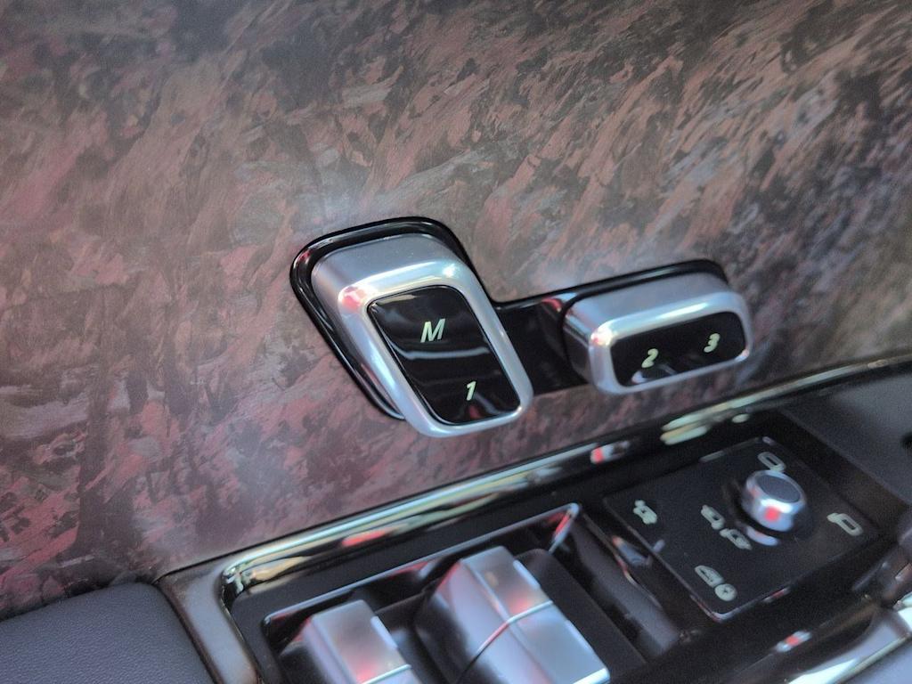 Thumbnail: 2024 Land Rover Range Rover Sport - 25