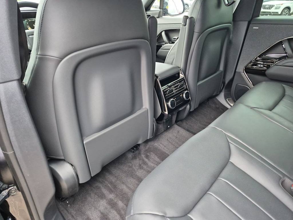 Thumbnail: 2026 Land Rover Range Rover Sport - 13