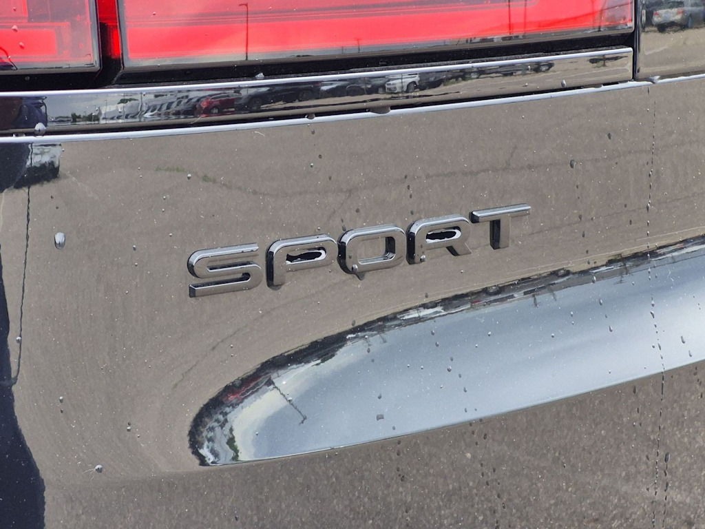 Thumbnail: 2026 Land Rover Range Rover Sport - 25
