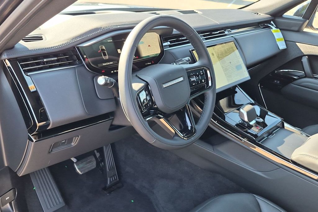 Thumbnail: 2026 Land Rover Range Rover Sport - 2