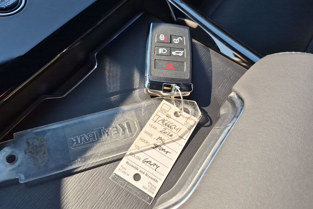 Thumbnail: 2026 Land Rover Range Rover Sport - 37